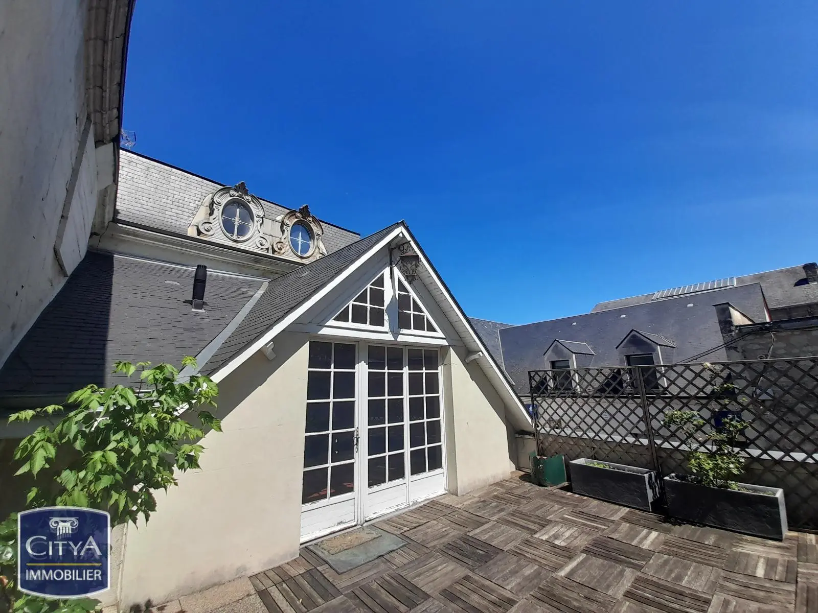 Photo 11 Immeuble 250m²