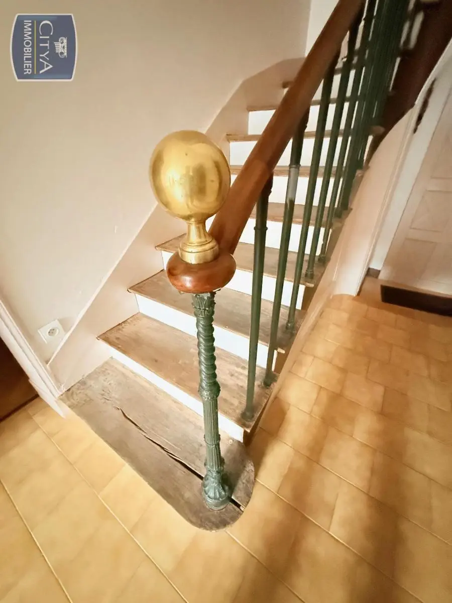 Photo 9 Maison 8 pièces 270m²