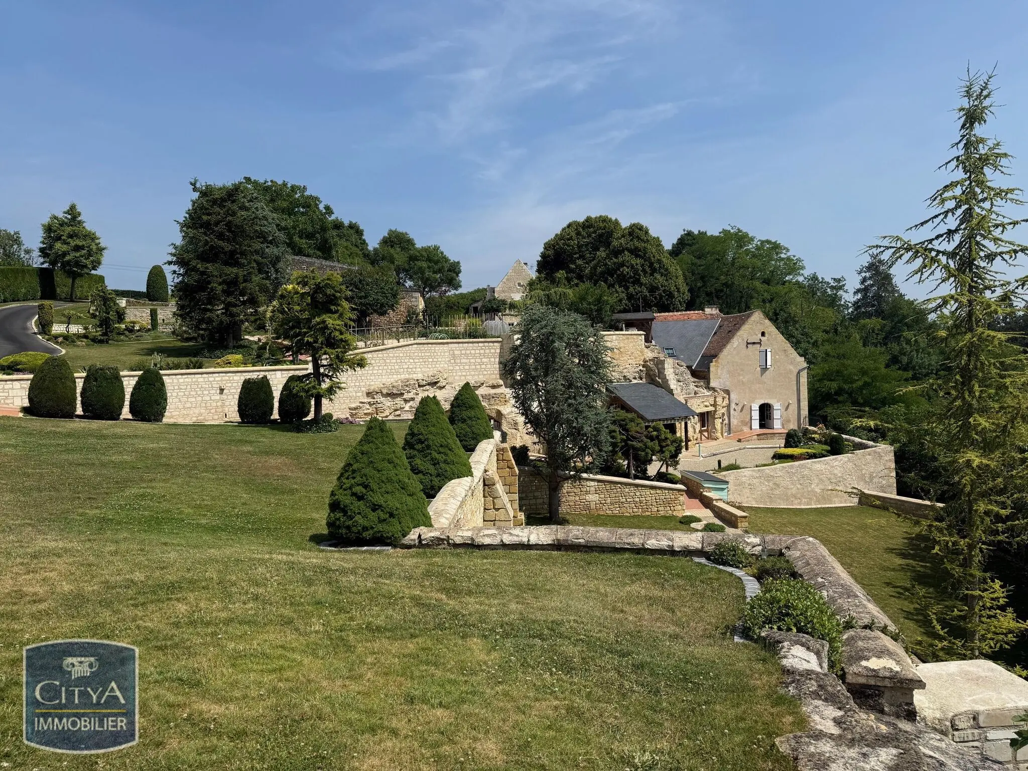 Photo 21 Maison 4 pièces 230m²