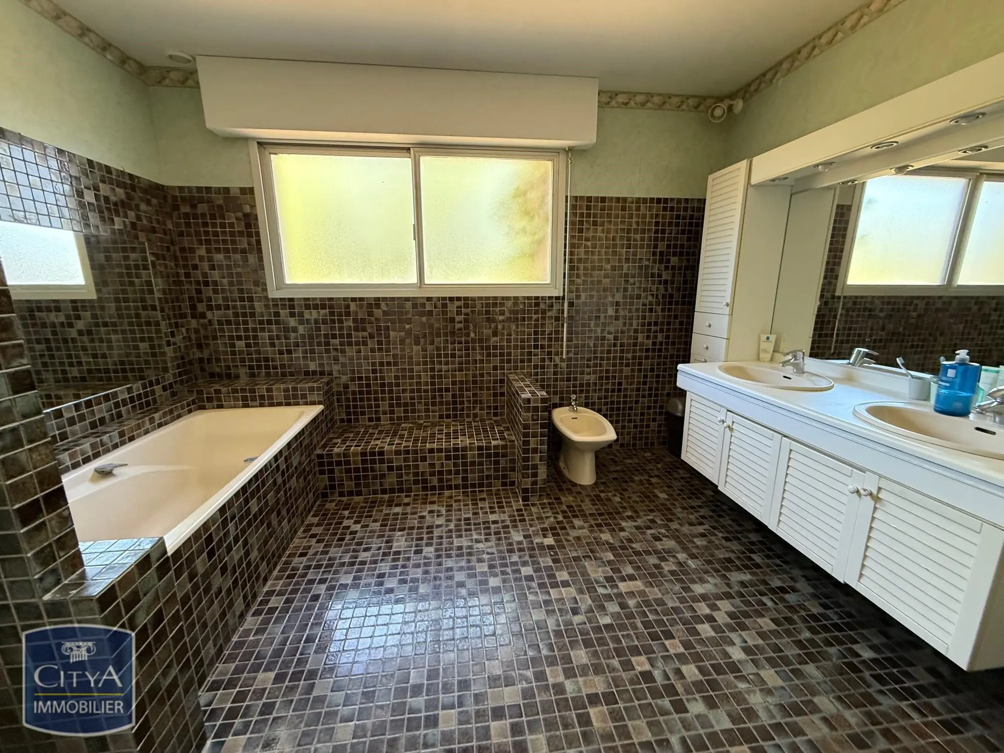 Photo 11 Maison 7 pièces 182m²