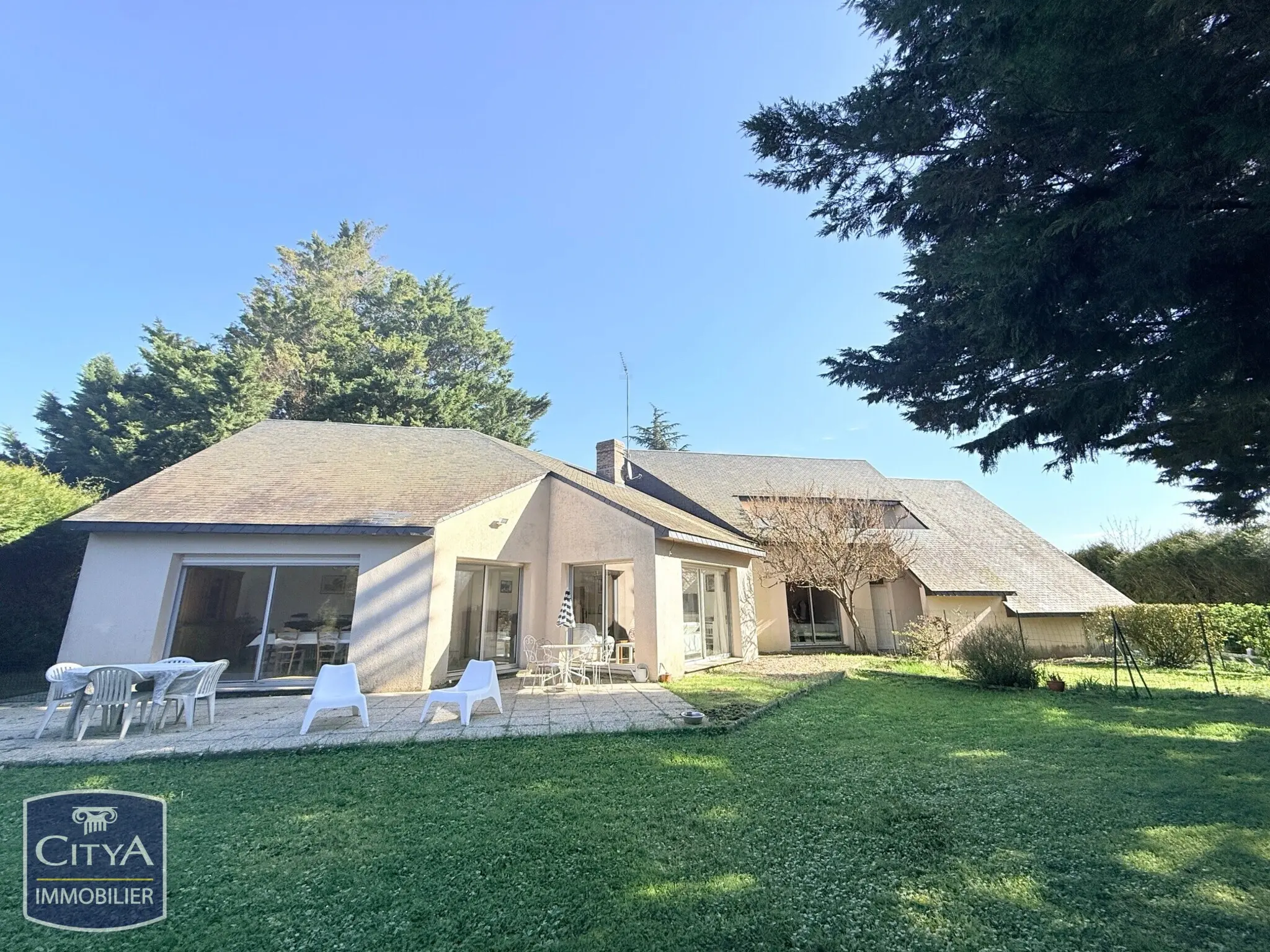 Photo 1 Maison 7 pièces 182m²