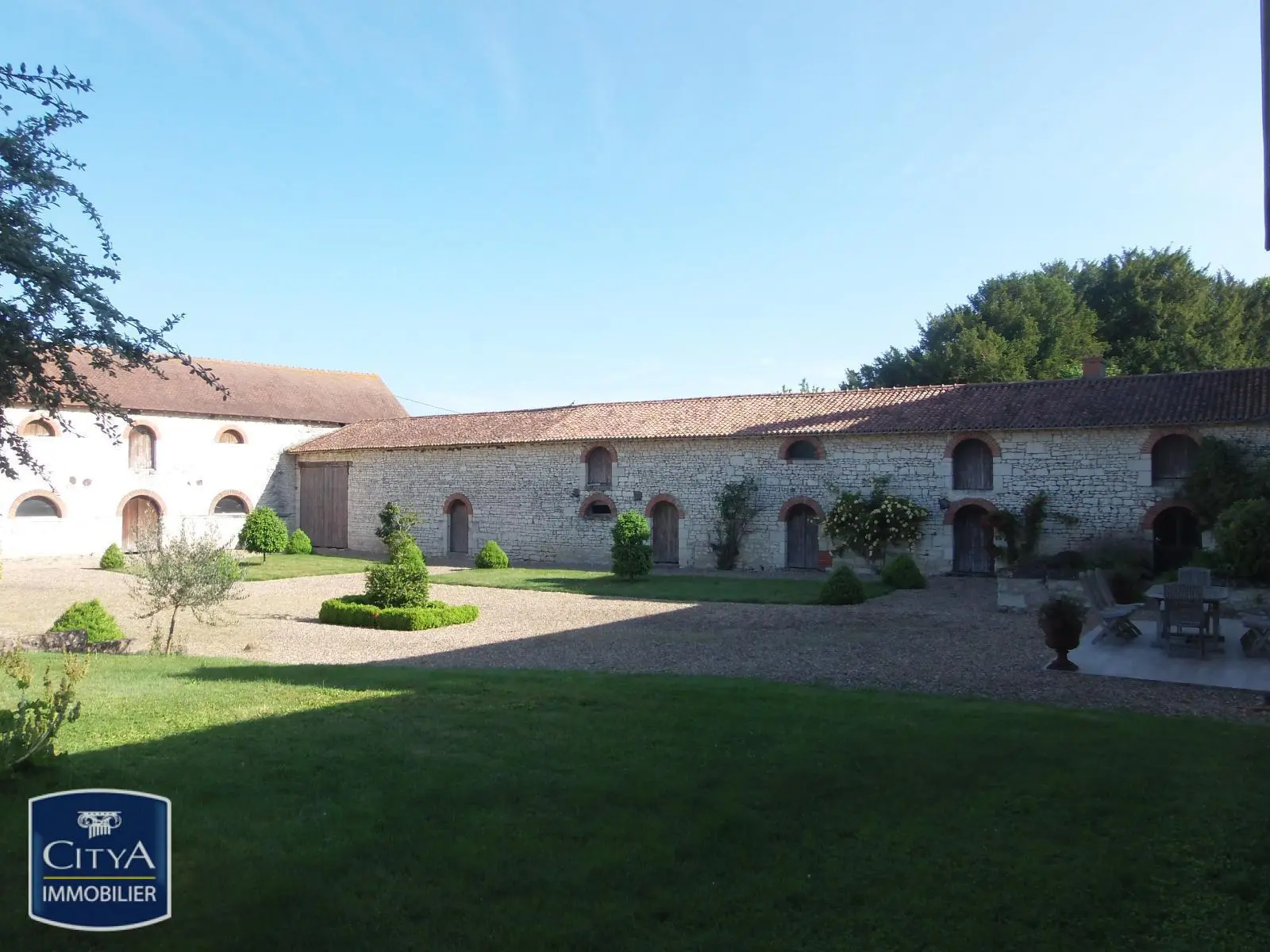 Photo 16 Maison 15 pièces 500m²