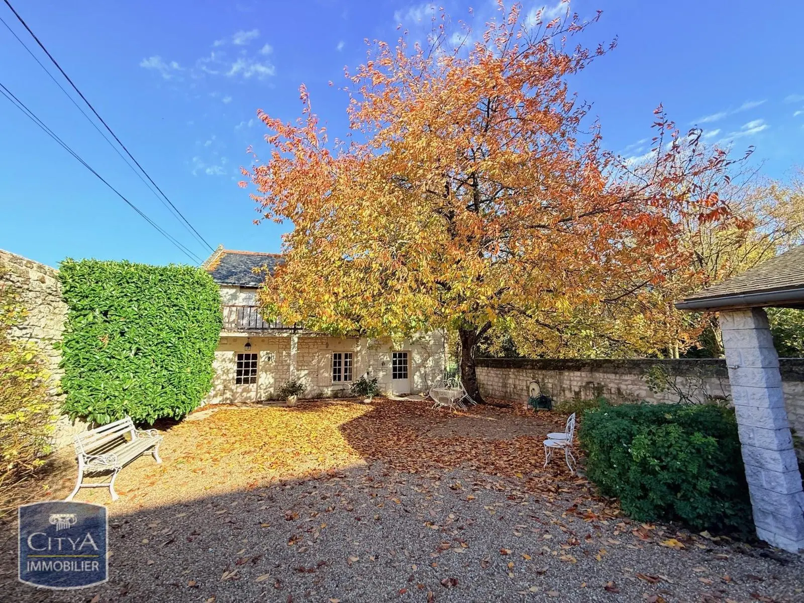 Photo 1 maison Marçay