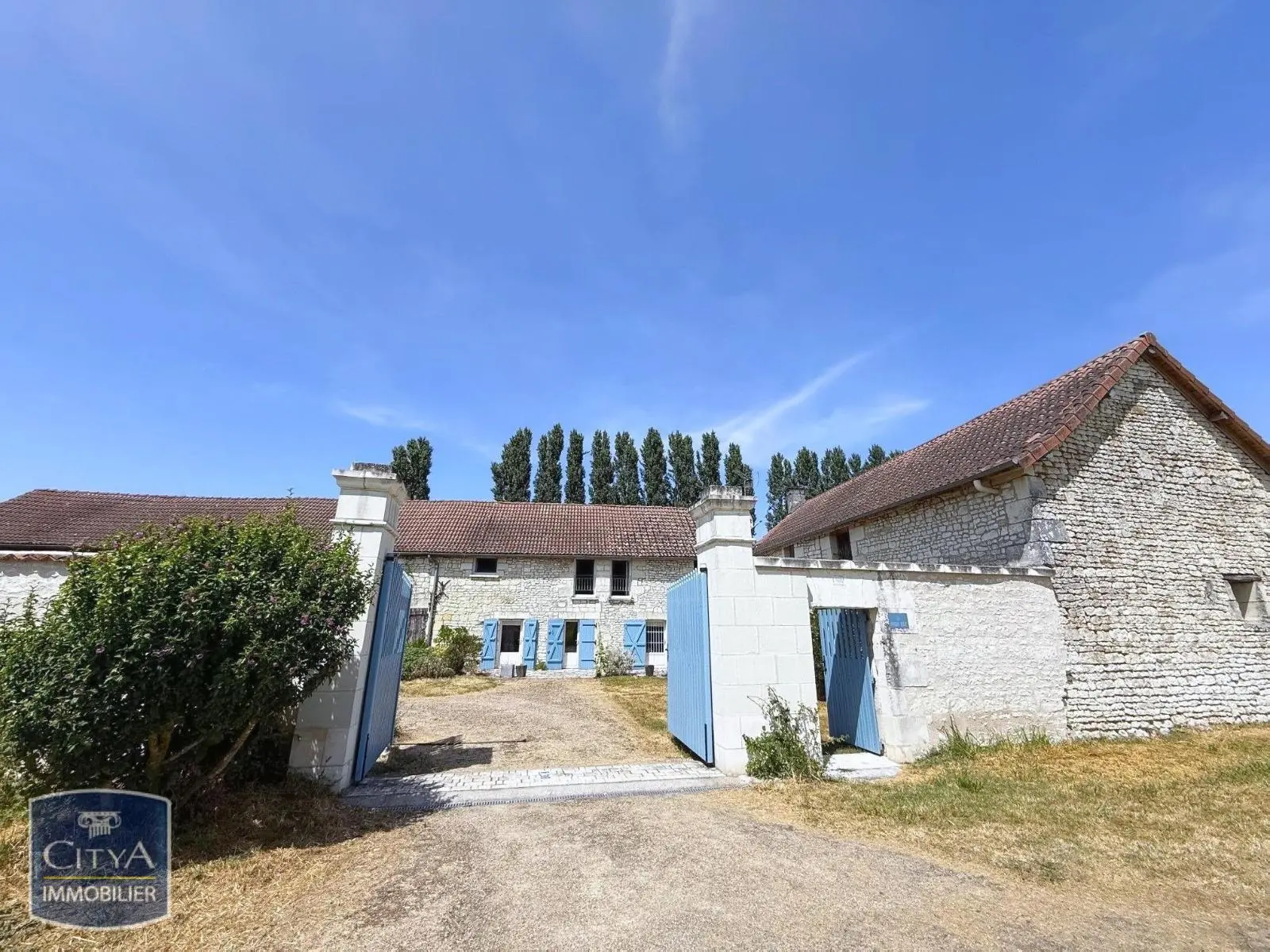 Photo 2 Maison 7 pièces 190m²