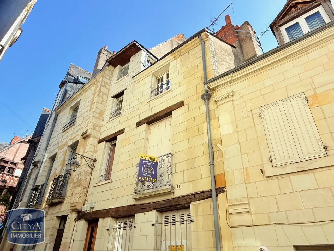 Photo 1 Maison 5 pièces 172m²