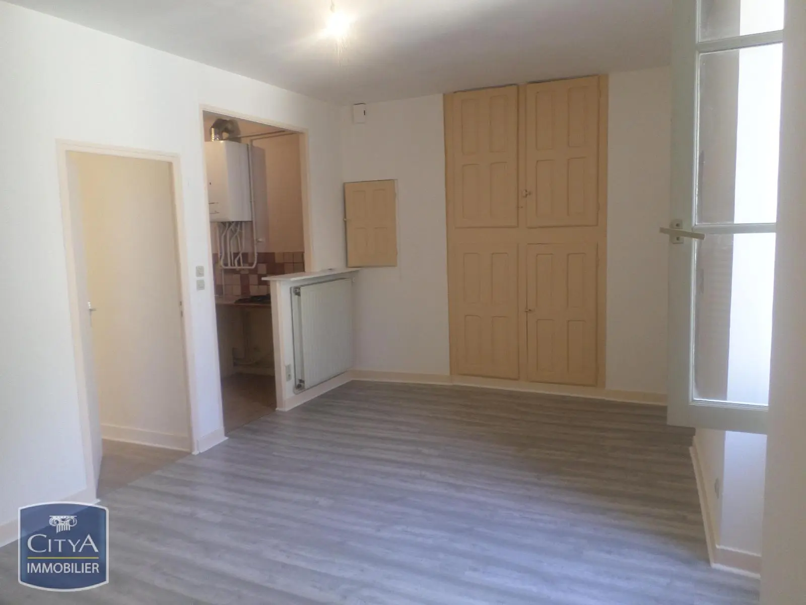 Photo 3 Immeuble 150m²
