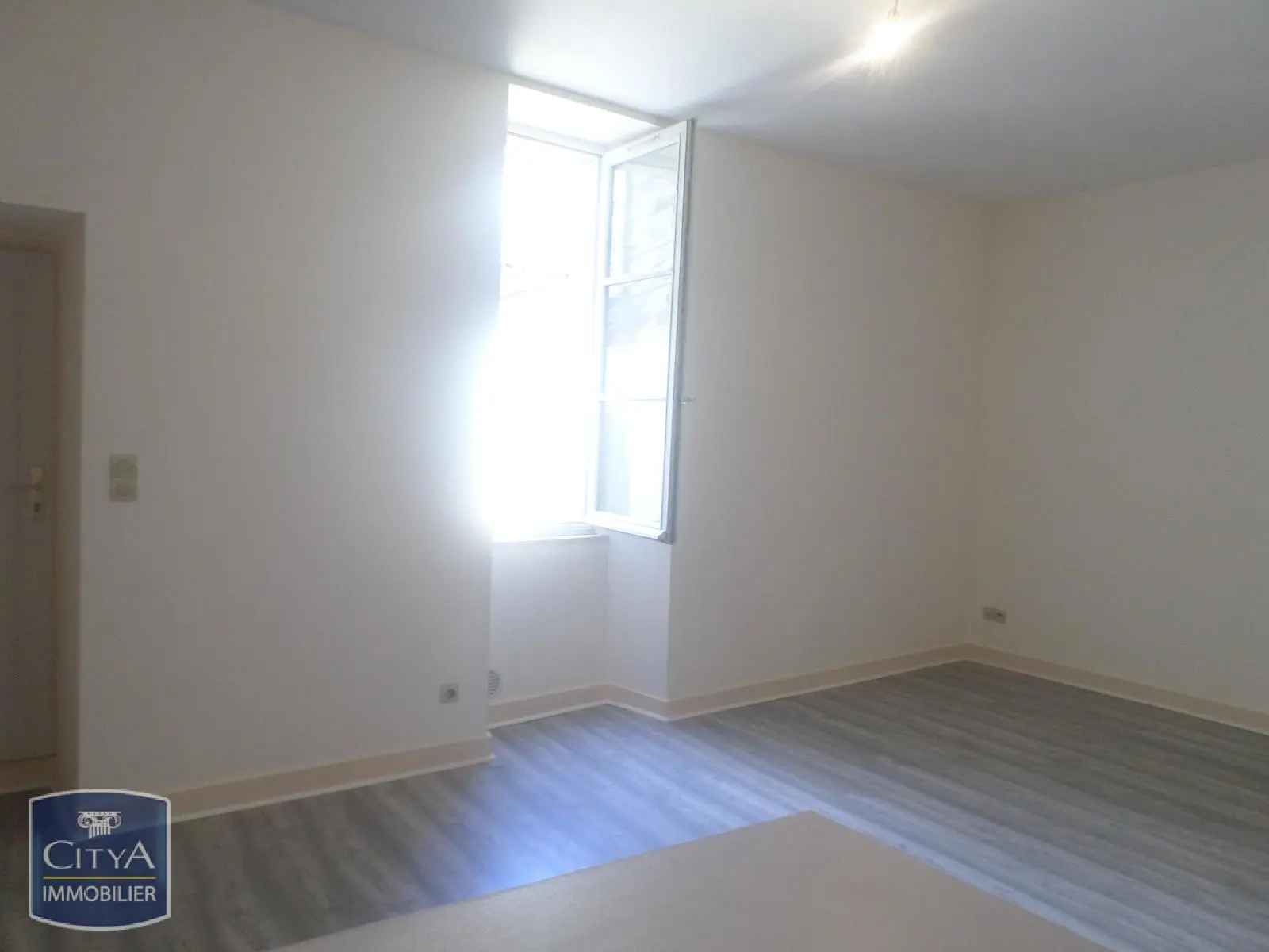 Photo 6 Immeuble 150m²