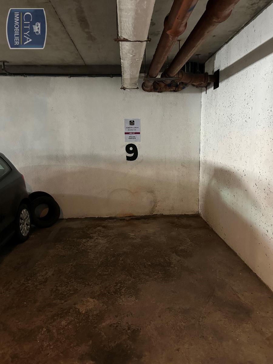 Photo Parking 9m²