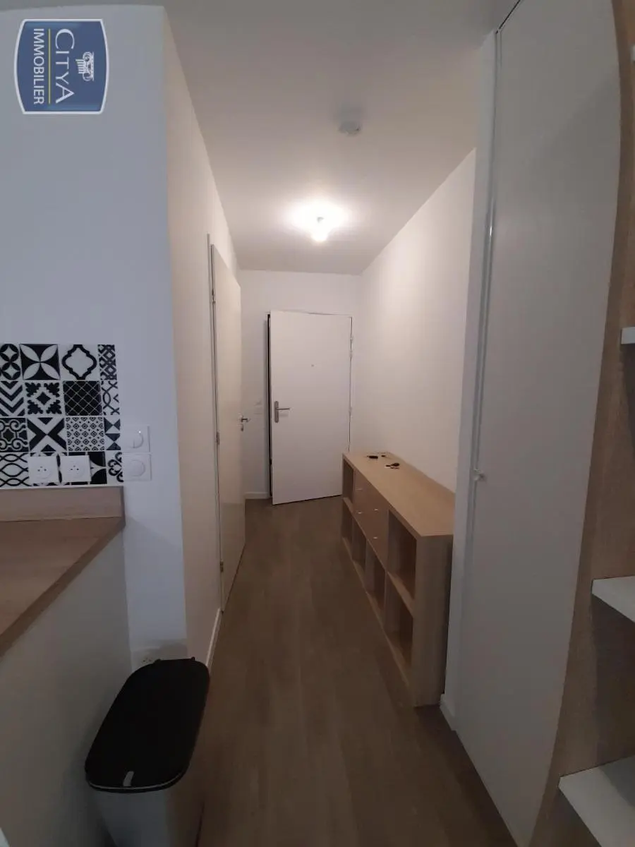 Photo 6 Appartement 1 pièce 23.69m²