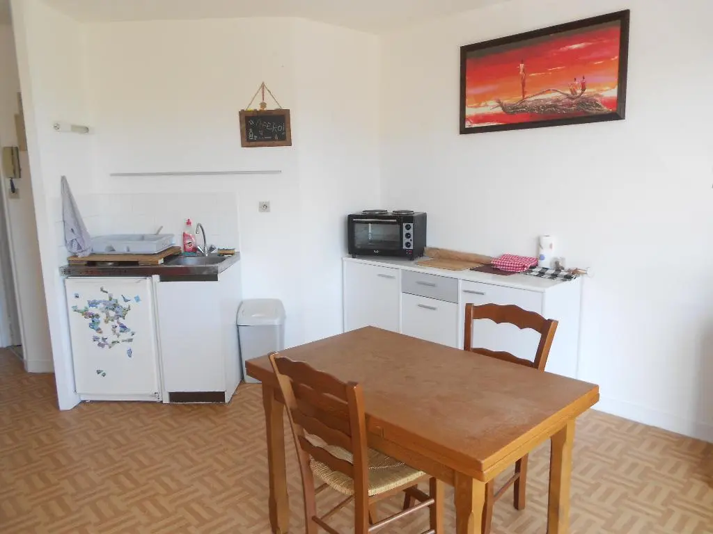 Photo 2 Appartement 1 pièce 23.26m²