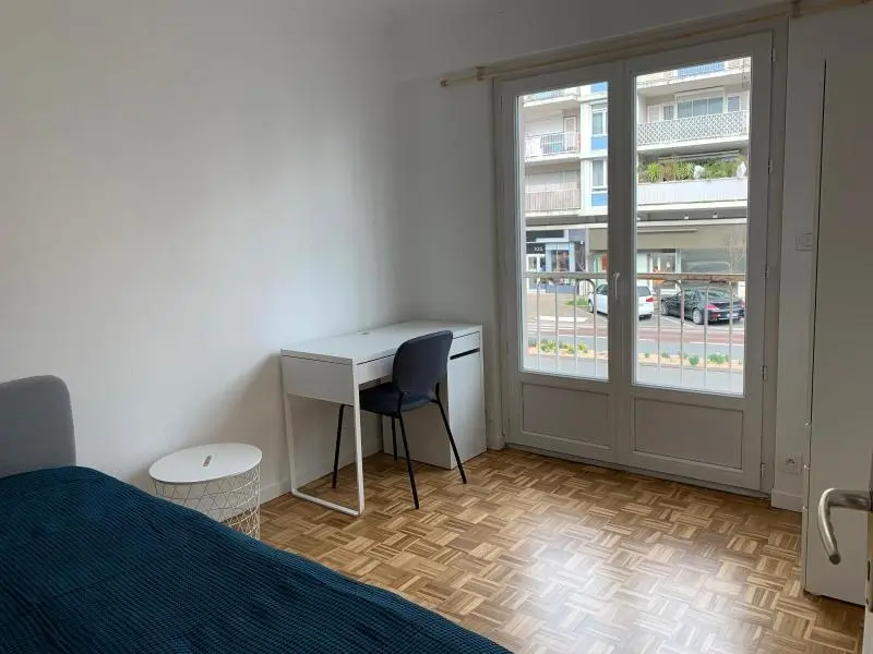 A LOUER T5 MEUBLE AVEC BALCON ANGERS