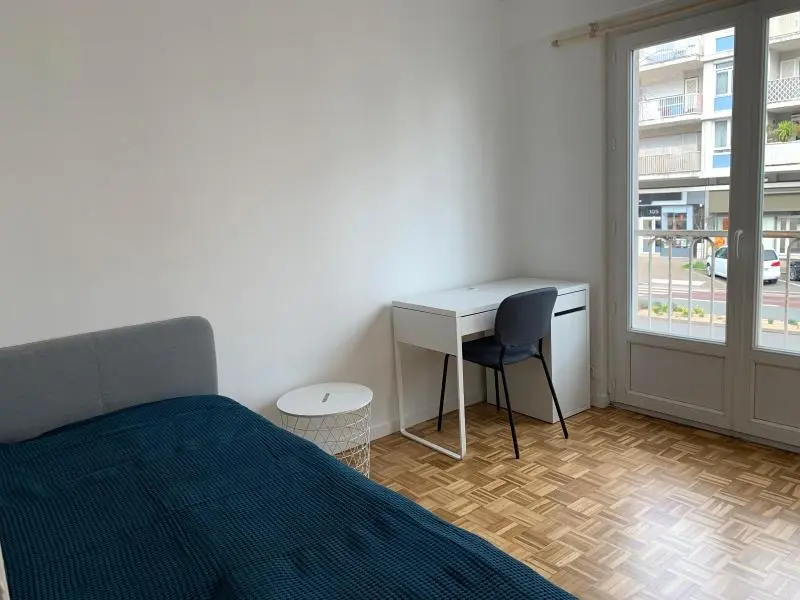 A LOUER T5 MEUBLE AVEC BALCON ANGERS