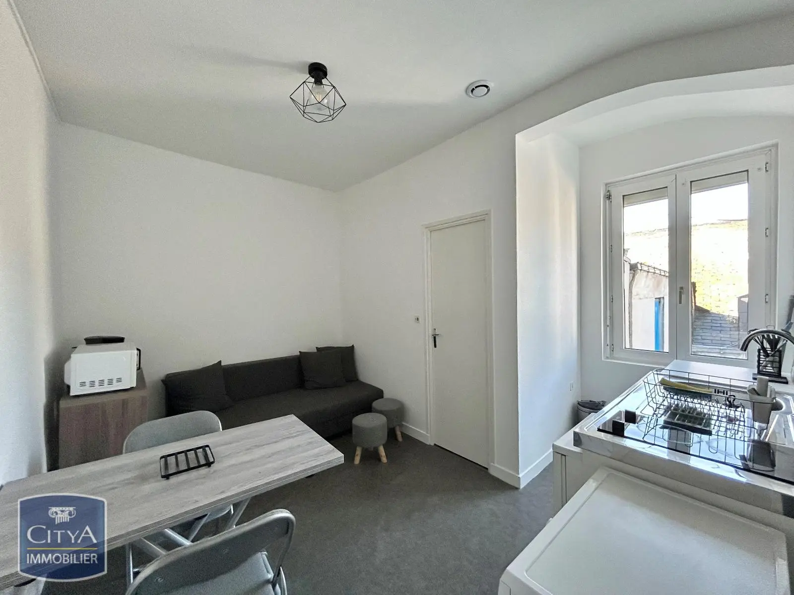 Photo 1 pour Appartement 2 pièces 23.92m² Photo 1 Appartement 2 pièces 23.92m²