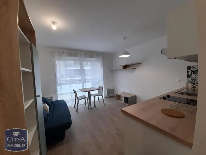 Photo 2 Appartement 1 pièce 23.69m²