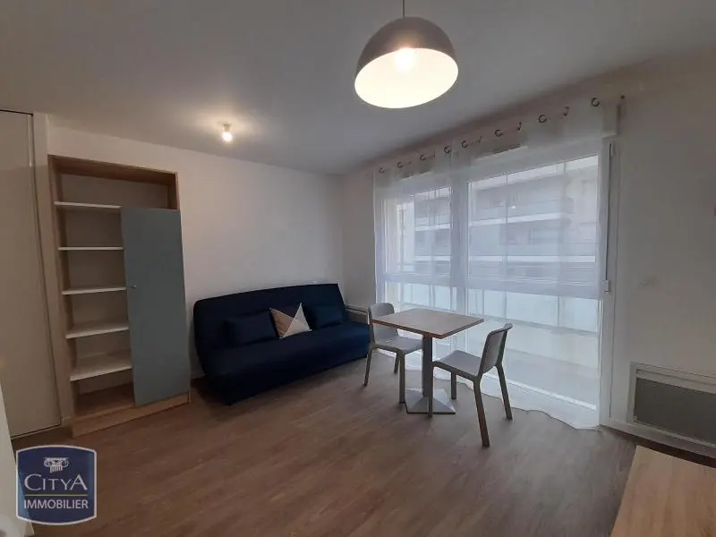 Photo 3 Appartement 1 pièce 23.69m²