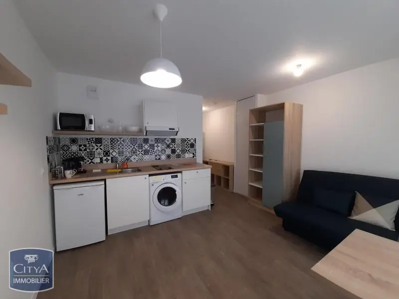 Photo 1 Appartement 1 pièce 23.69m²