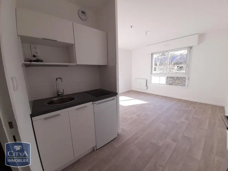 Photo 1 Appartement 1 pièce 22.22m²
