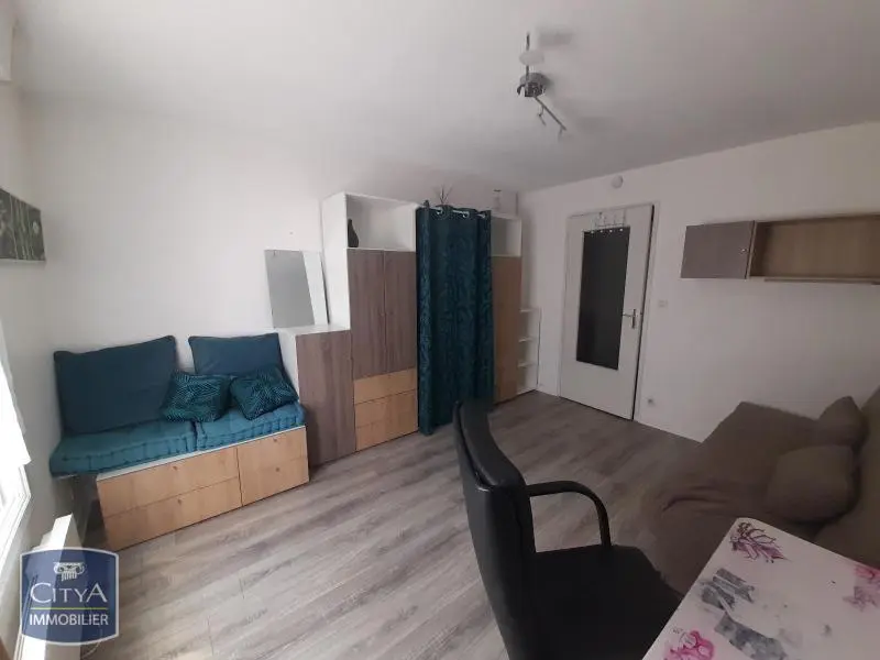 Photo 1 Appartement 1 pièce 19.73m²