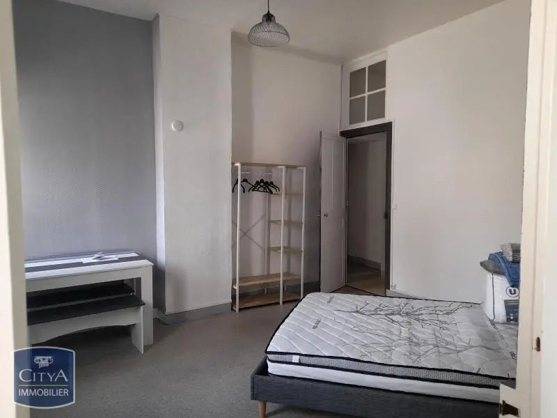 Photo 2 Appartement 1 pièce 25.37m²