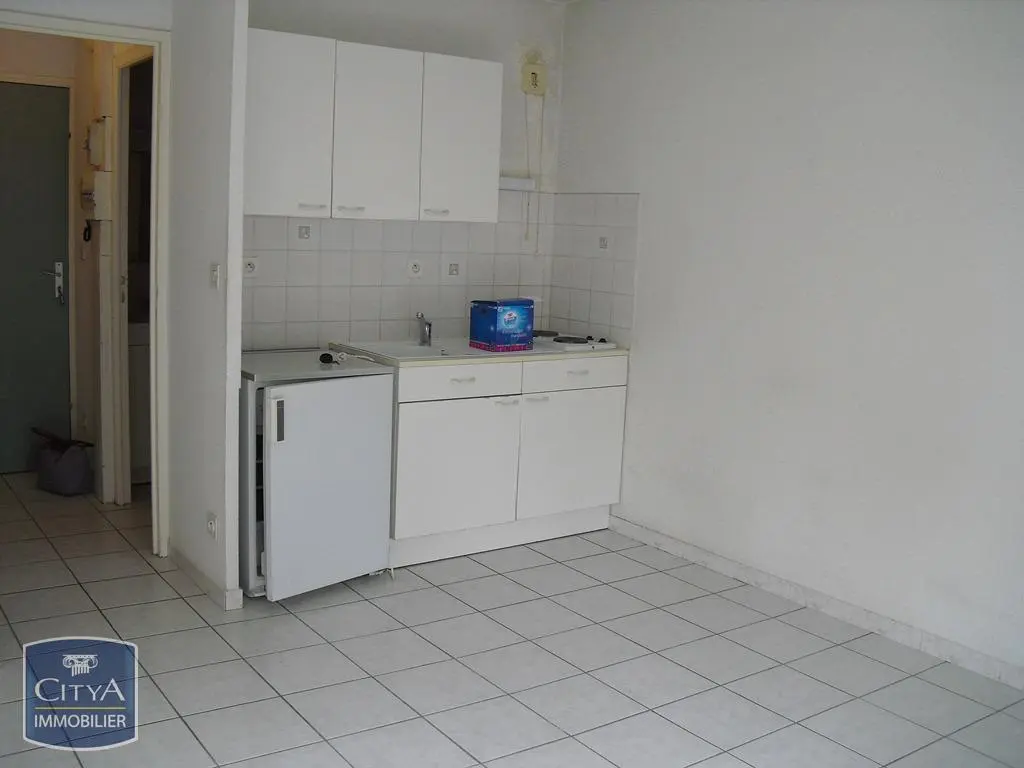 Photo 3 Appartement 1 pièce 20.87m²