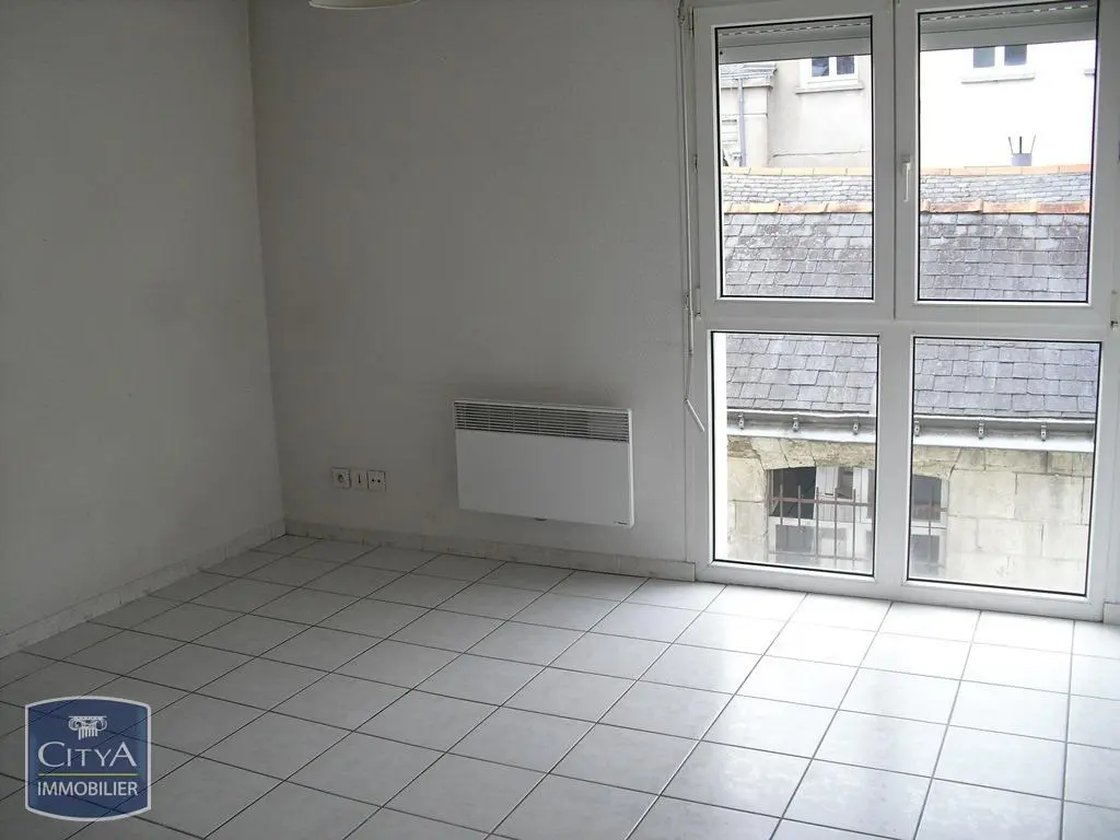 Photo 1 Appartement 1 pièce 20.87m²