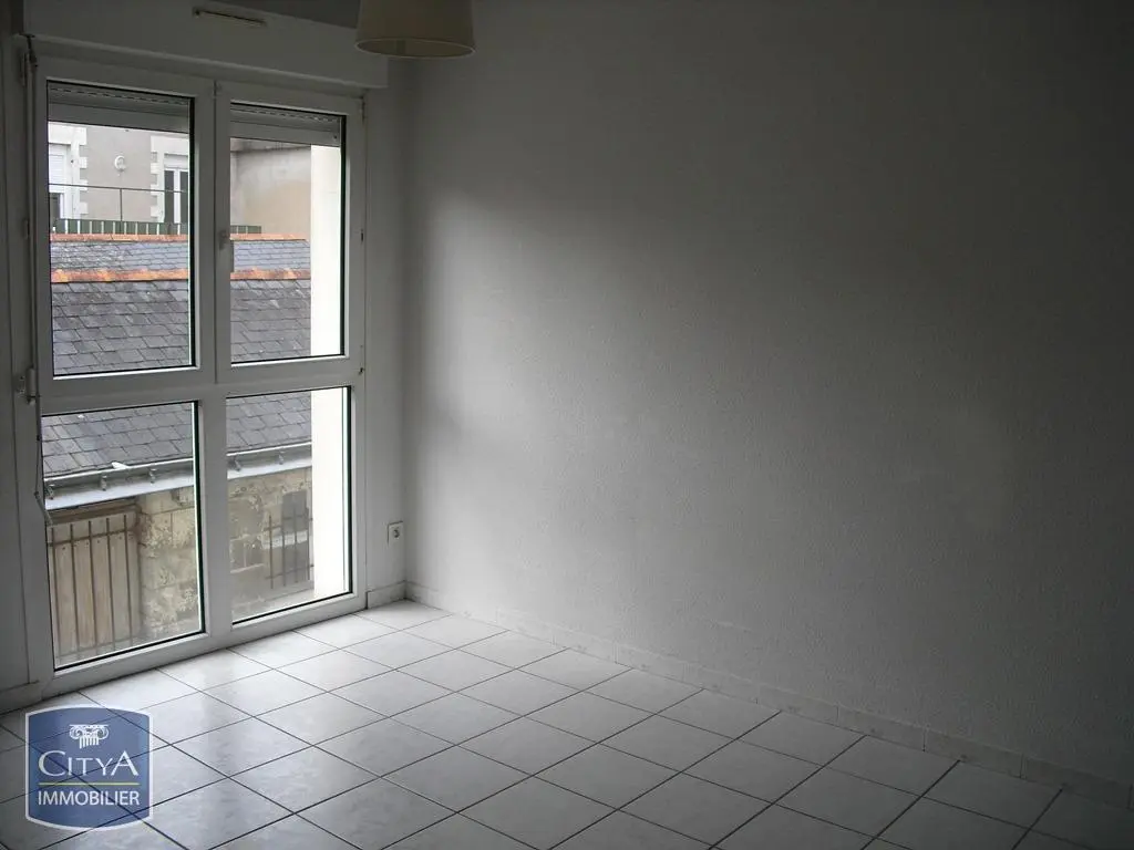 Photo 2 Appartement 1 pièce 20.87m²