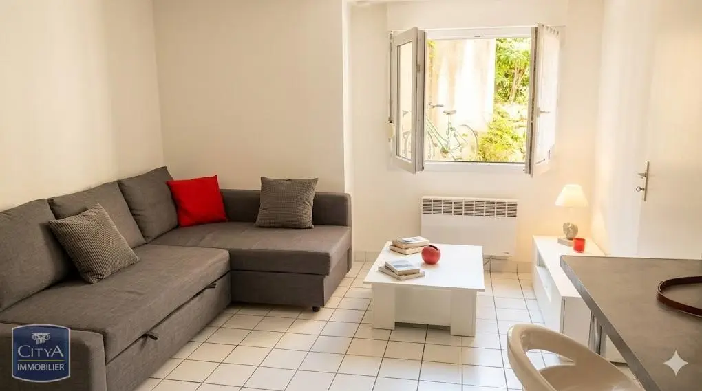 Photo 1 Appartement 1 pièce 17.25m²