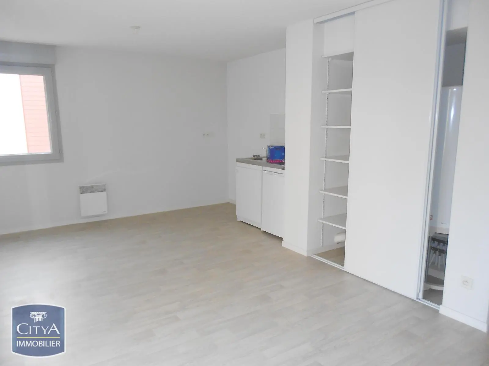 Photo 2 Appartement 1 pièce 30.36m²