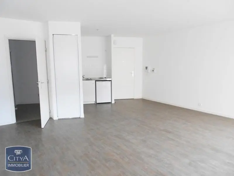Photo 3 Appartement 1 pièce 36.96m²