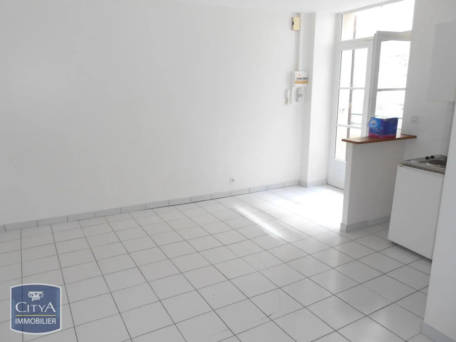 Photo 1 Appartement 1 pièce 23.43m²