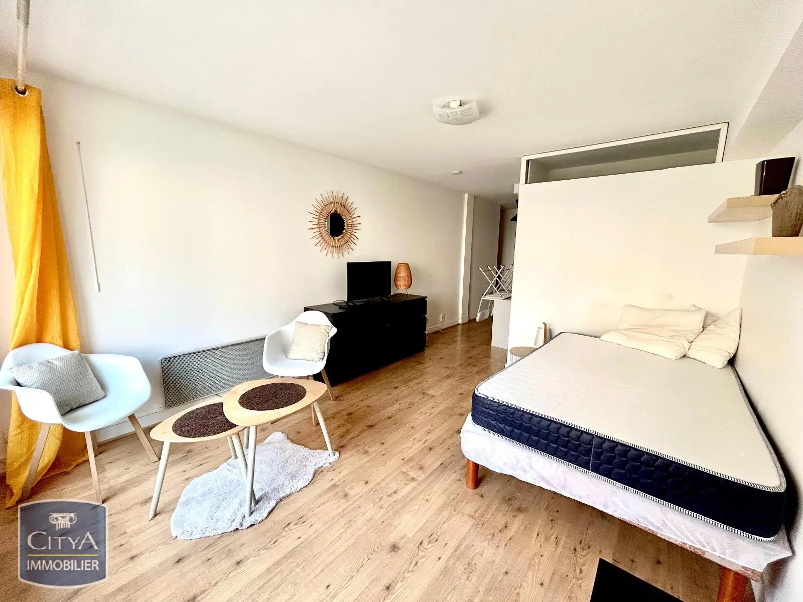 Photo 2 Appartement 1 pièce 27.86m²