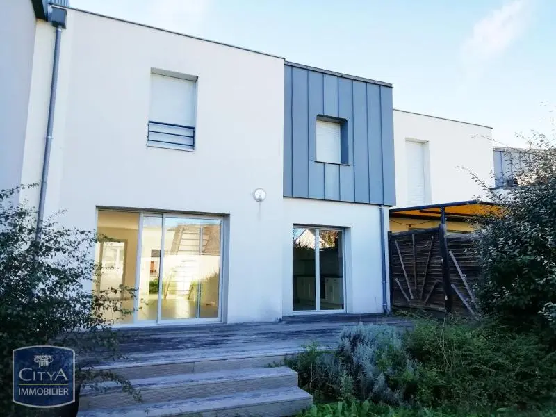 Photo 1 Maison 5 pièces 100.15m²