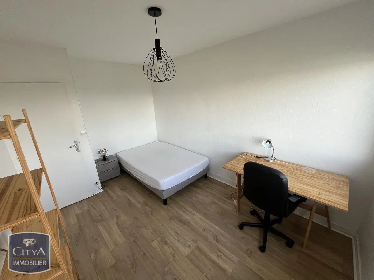 Photo 1 Appartement 1 pièce 10.06m²