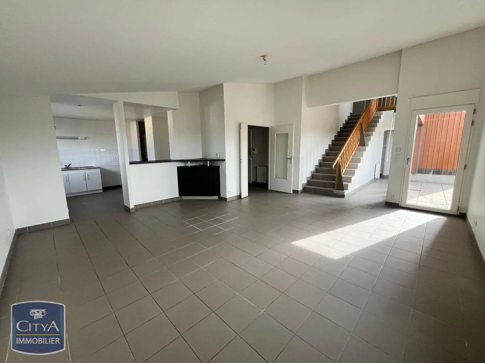 Photo 1 Appartement 5 pièces 129.03m²