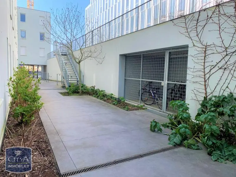 A LOUER - T2 - MEUBLÉ - SECTEUR GARE