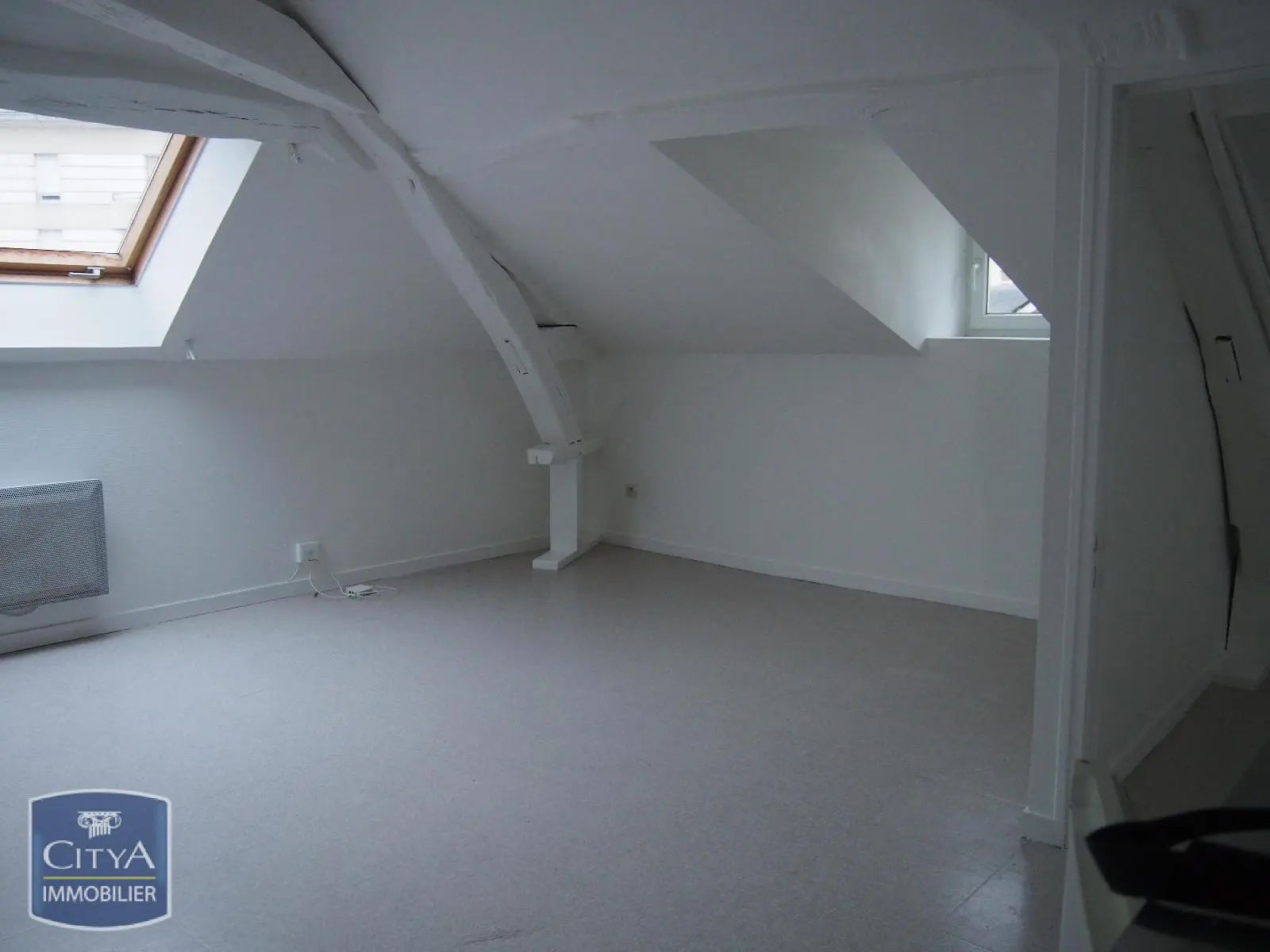 Photo 2 Appartement 1 pièce 15.46m²