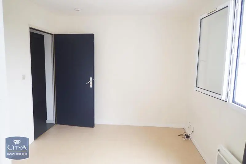 Illustration pour Appartement 1 pièce 14.87m² Photo Appartement 1 pièce 14.87m²