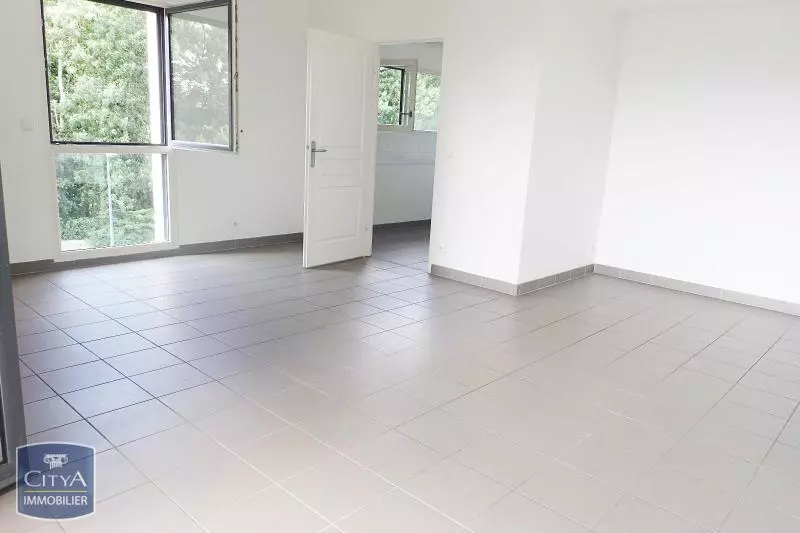 Illustration pour Appartement 4 pièces 105.39m² Photo Appartement 4 pièces 105.39m²