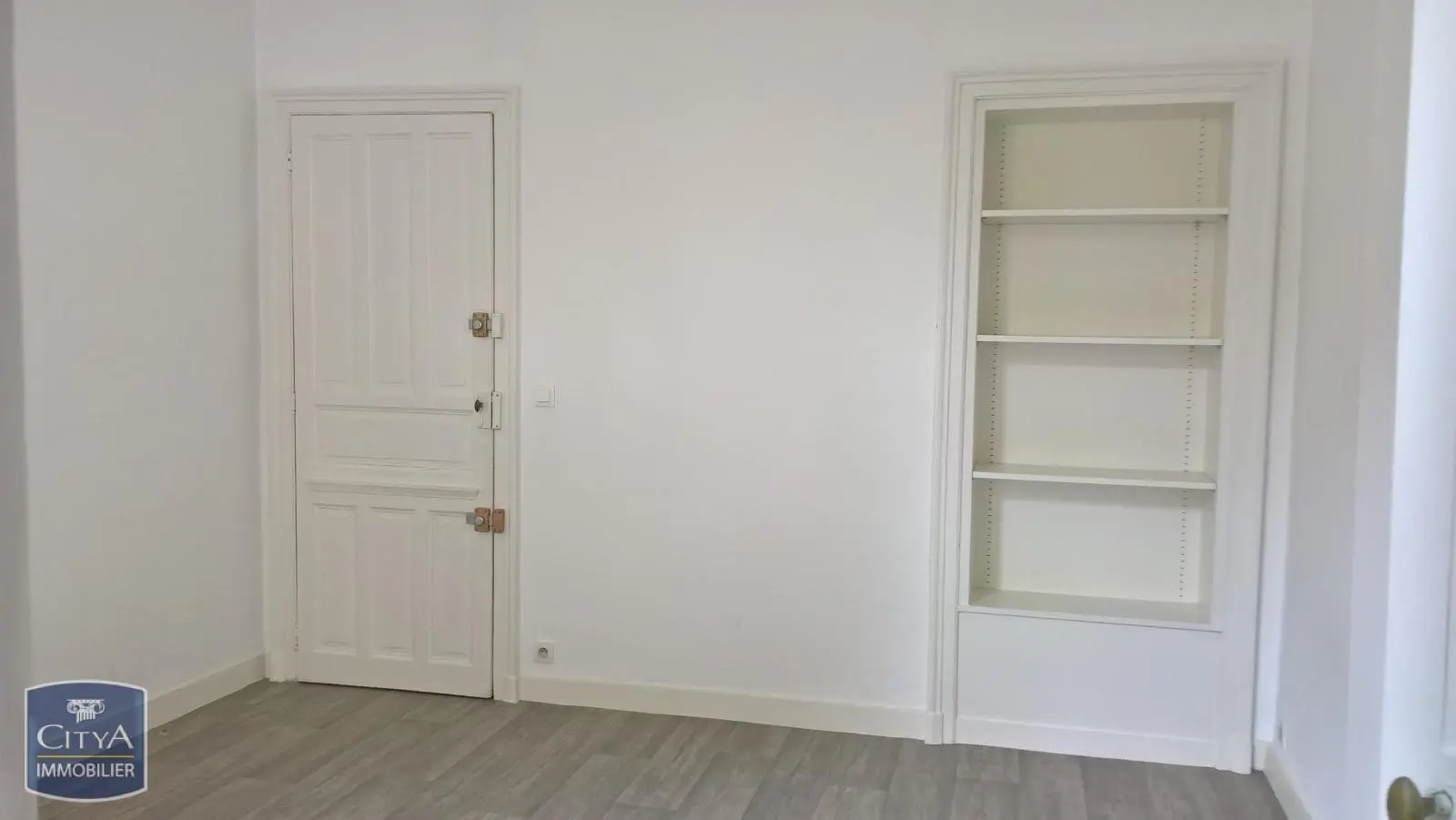 Photo 1 Appartement 1 pièce 20.05m²