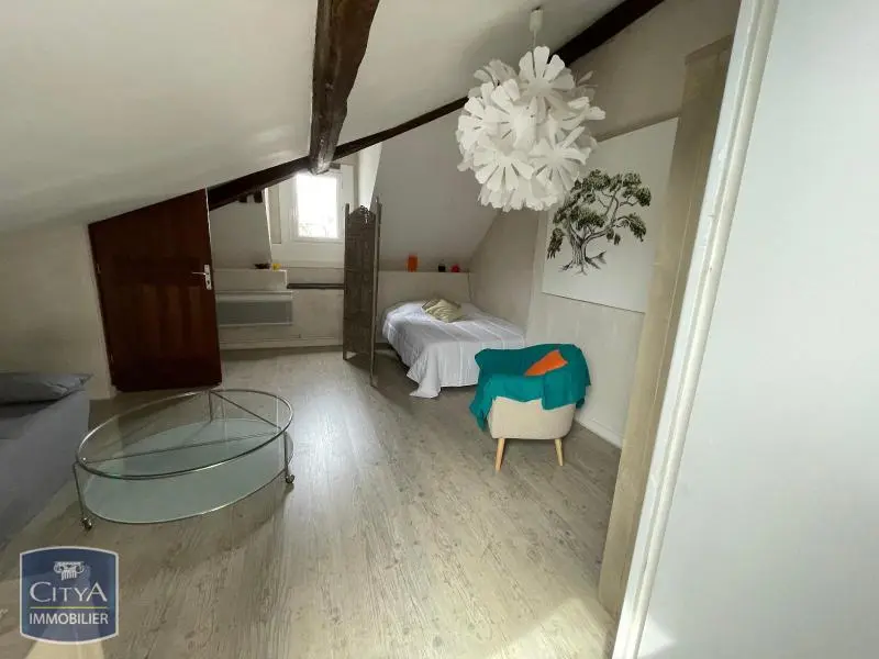 Photo 1 Appartement 1 pièce 24.61m²