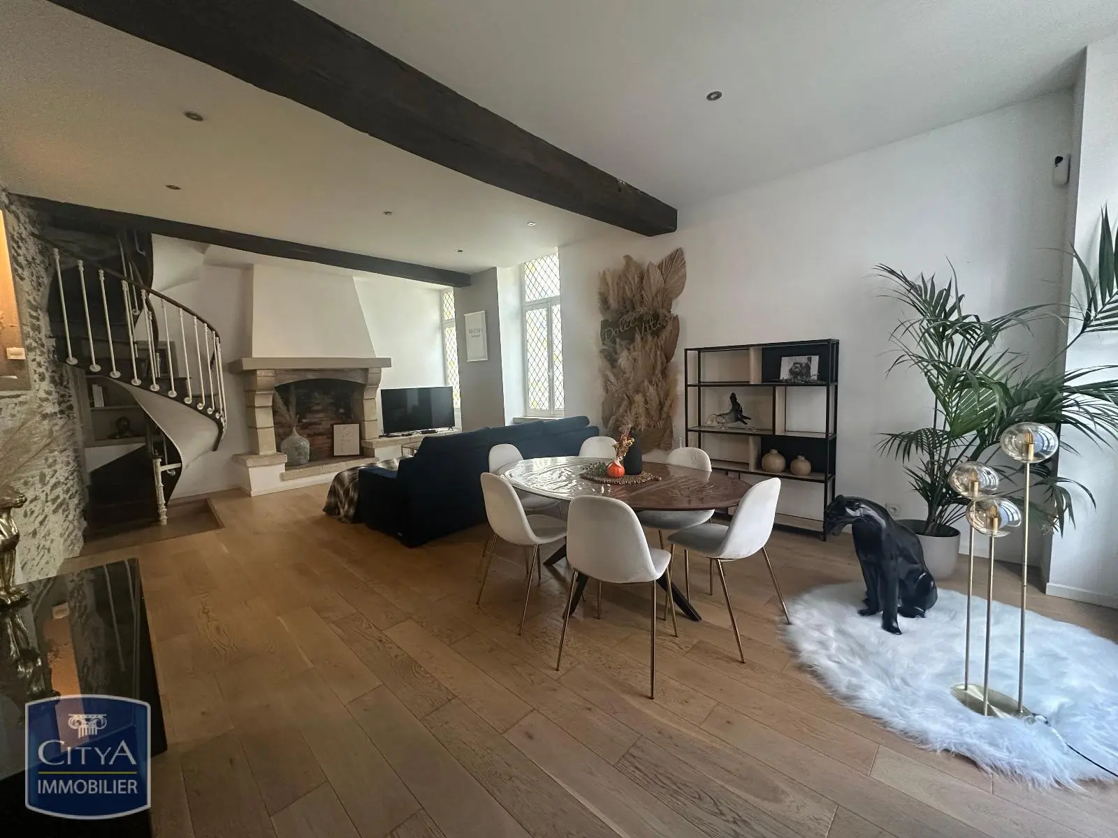 Photo 1 Maison 4 pièces 115m²