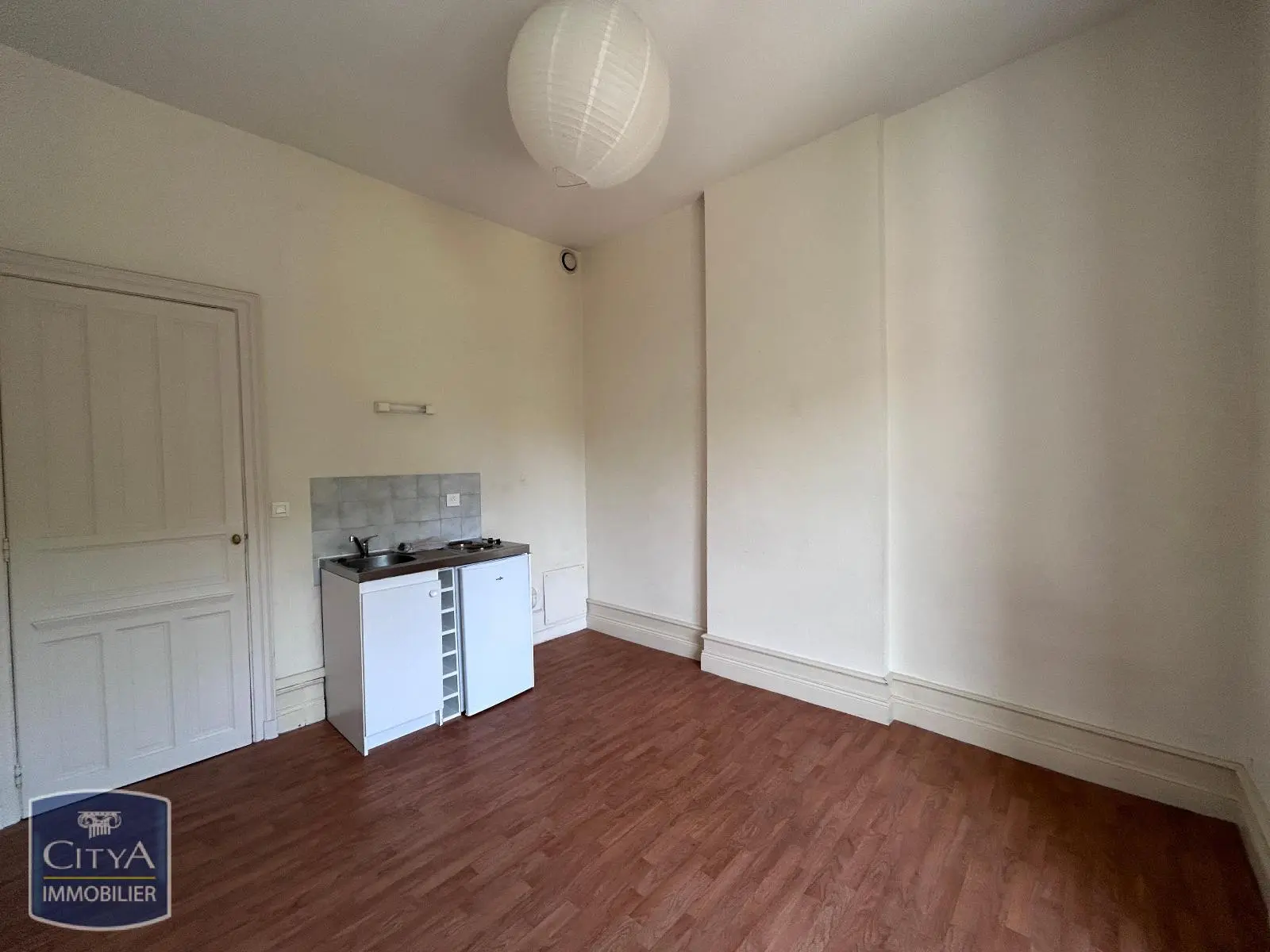 Photo 2 Appartement 1 pièce 16.79m²