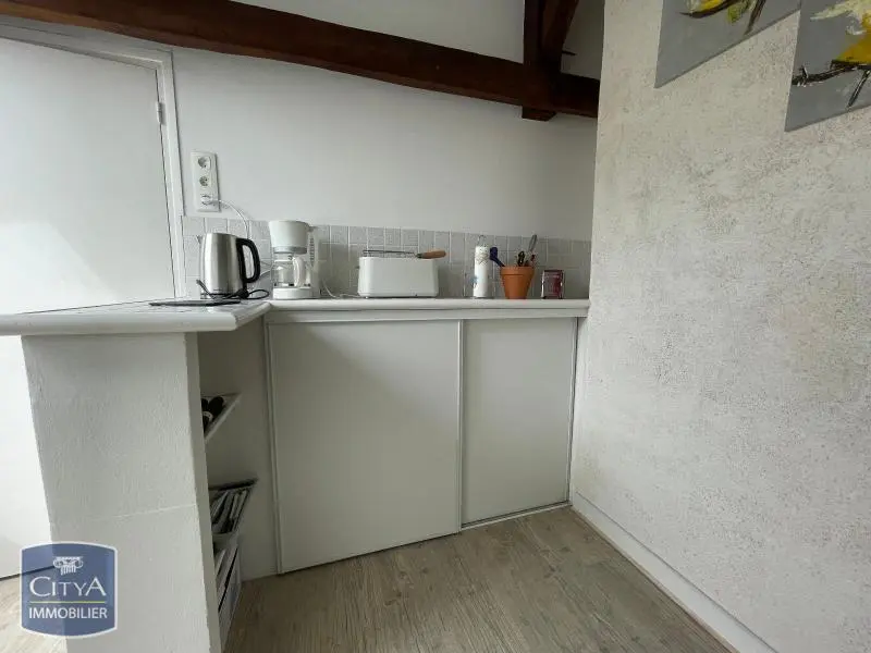 Photo 2 Appartement 1 pièce 24.61m²