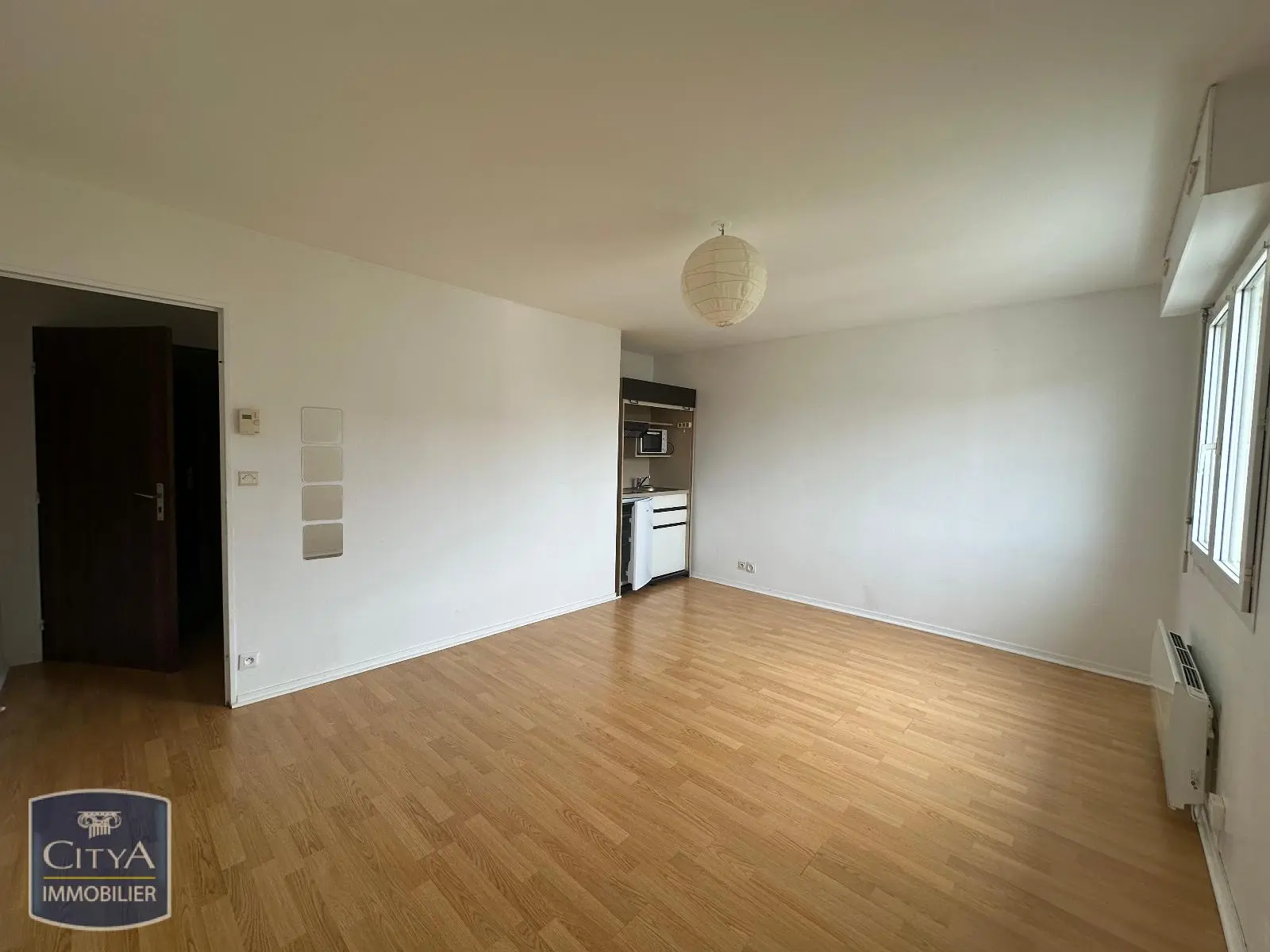 Photo 1 Appartement 1 pièce 26.73m²