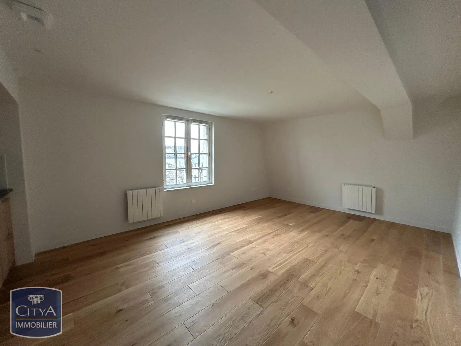 Photo 1 Appartement 1 pièce 29.67m²