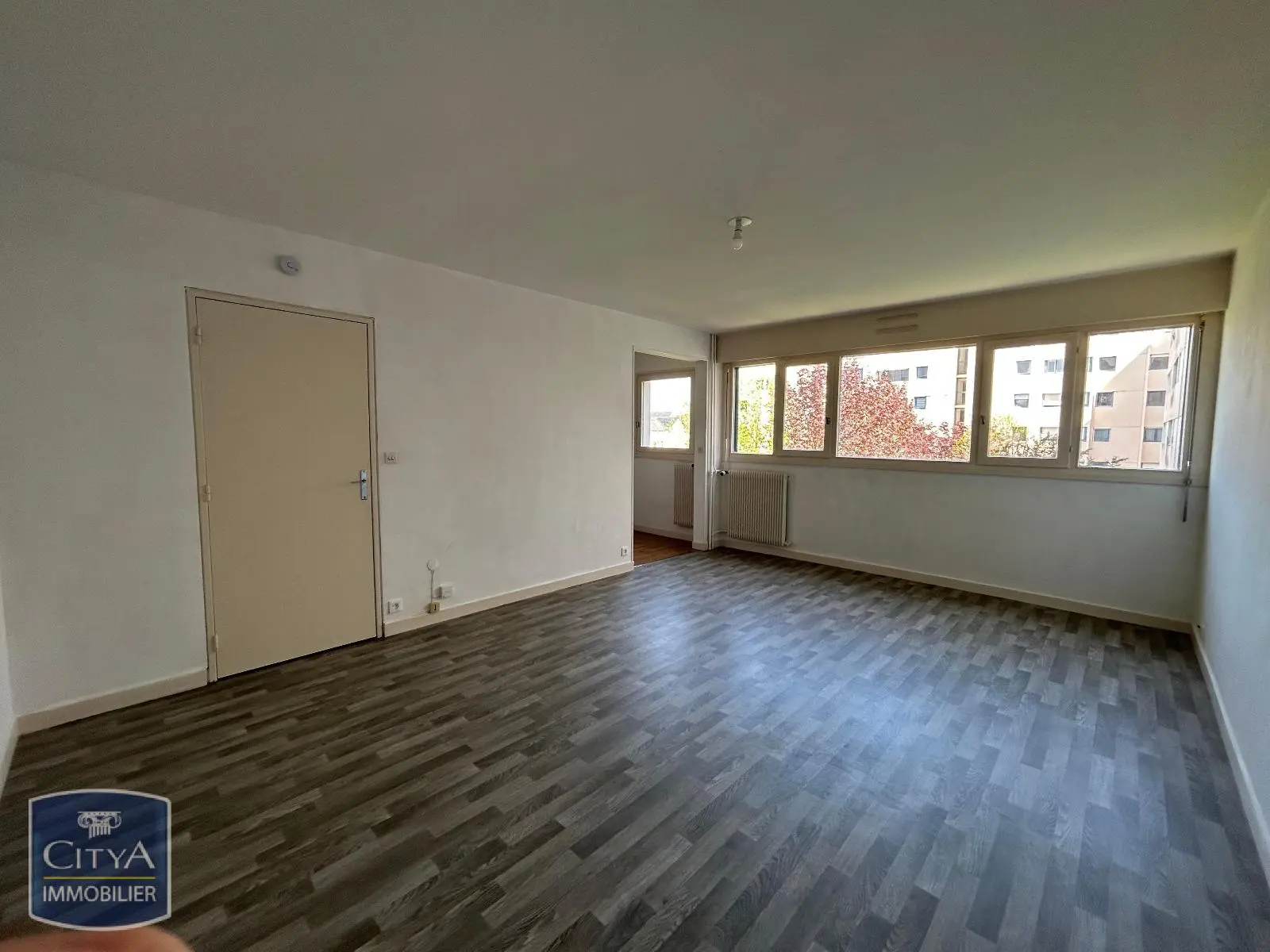 Photo 2 Appartement 1 pièce 33.1m²