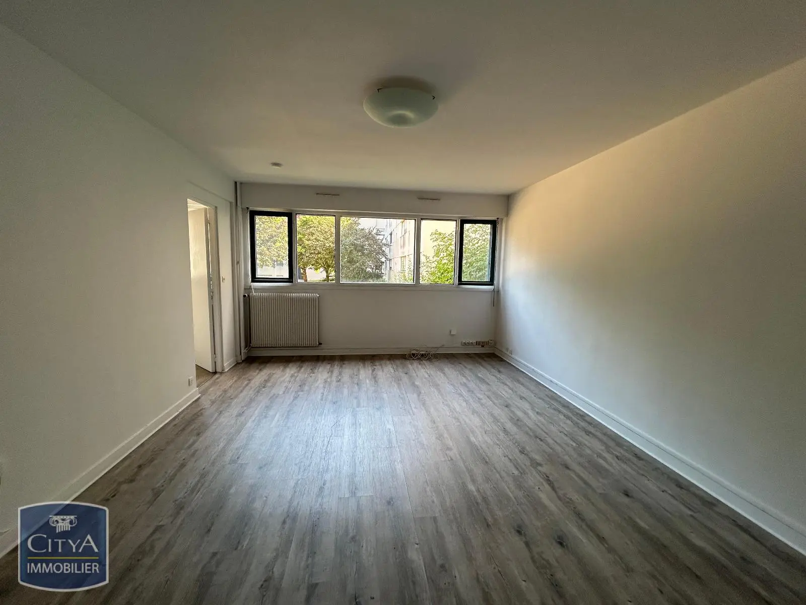 Photo 2 Appartement 1 pièce 32.34m²