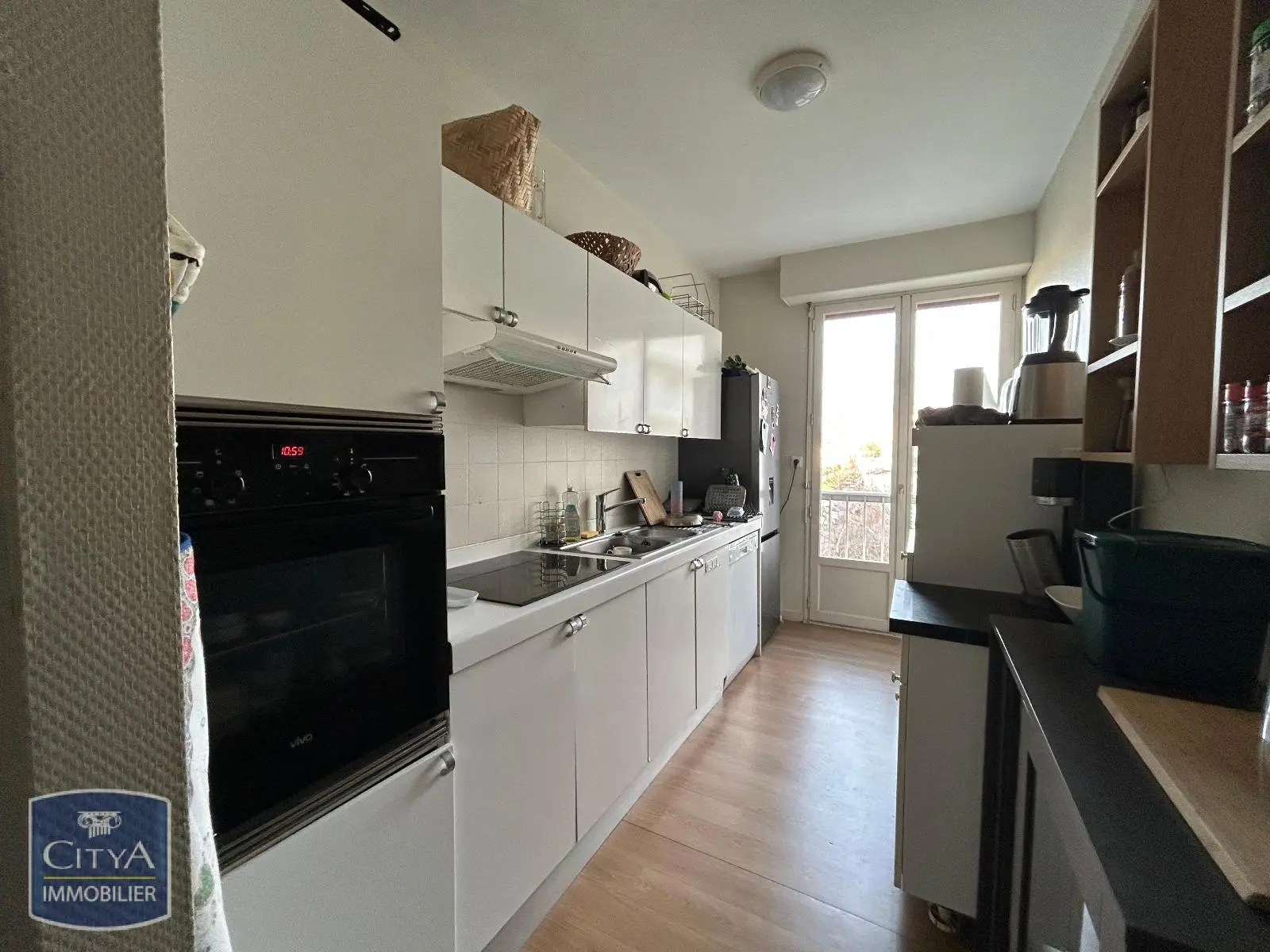 Photo 2 Appartement 5 pièces 97.16m²