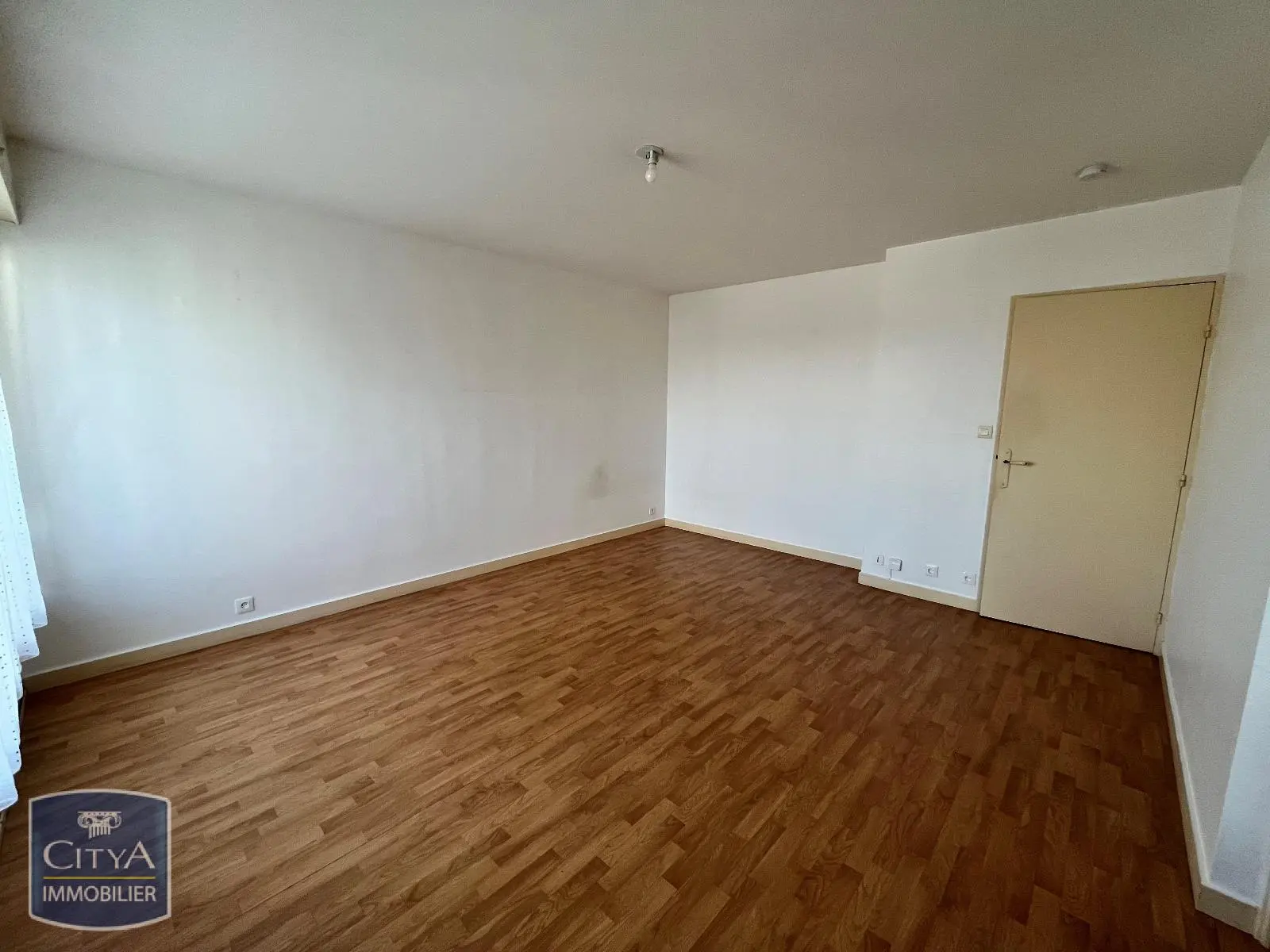 Photo 3 Appartement 1 pièce 33.91m²