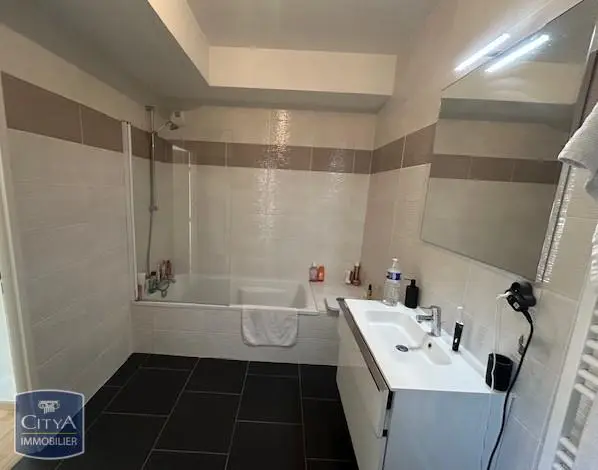 Photo 3 Appartement 2 pièces 64.05m²